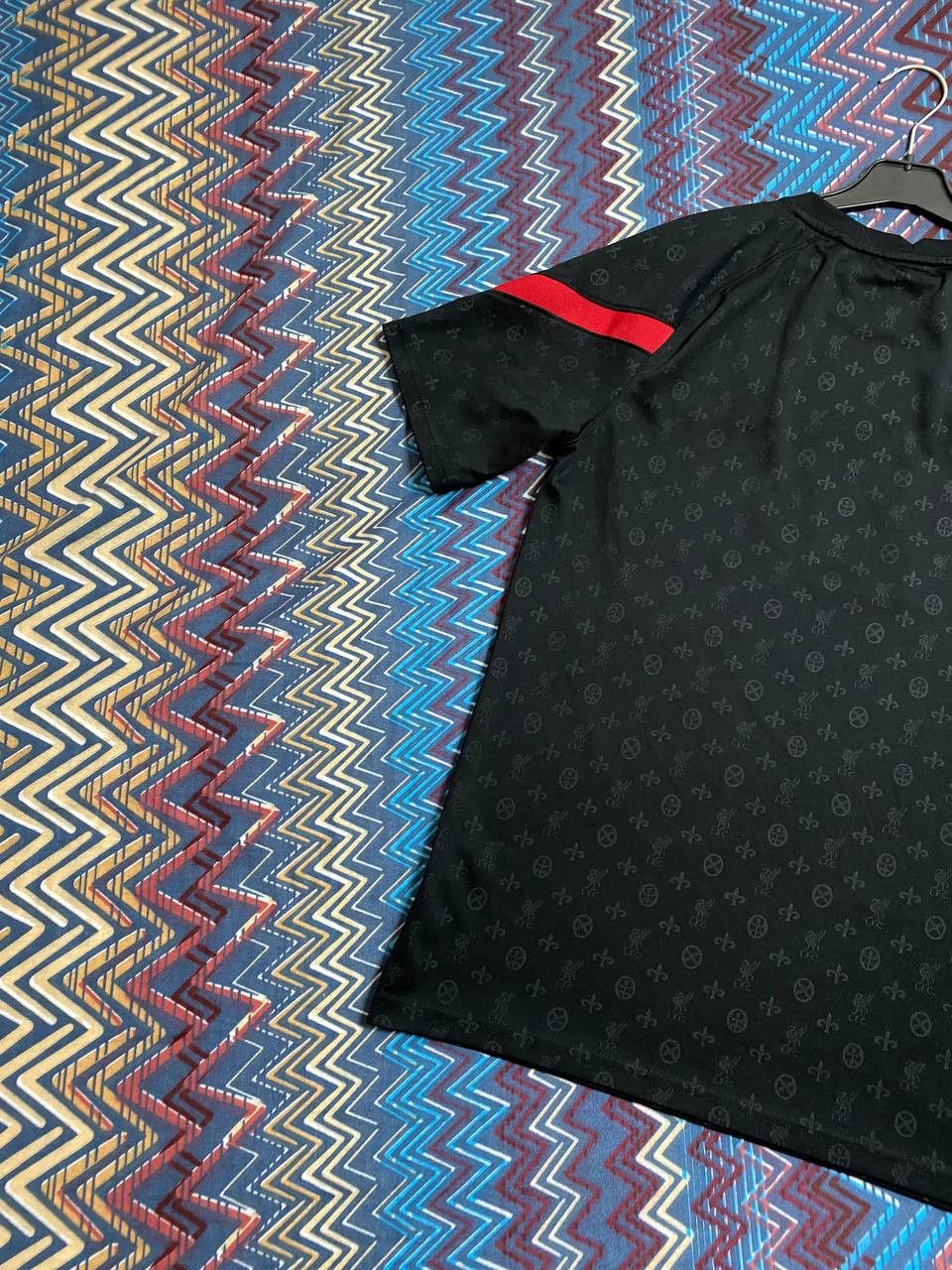 Nike Streetwear Jerseys Nike L.F.C. AXA logo T-Shirt Y2K Vintage Size US S / EU 44-46 / 1 - 12 Thumbnail