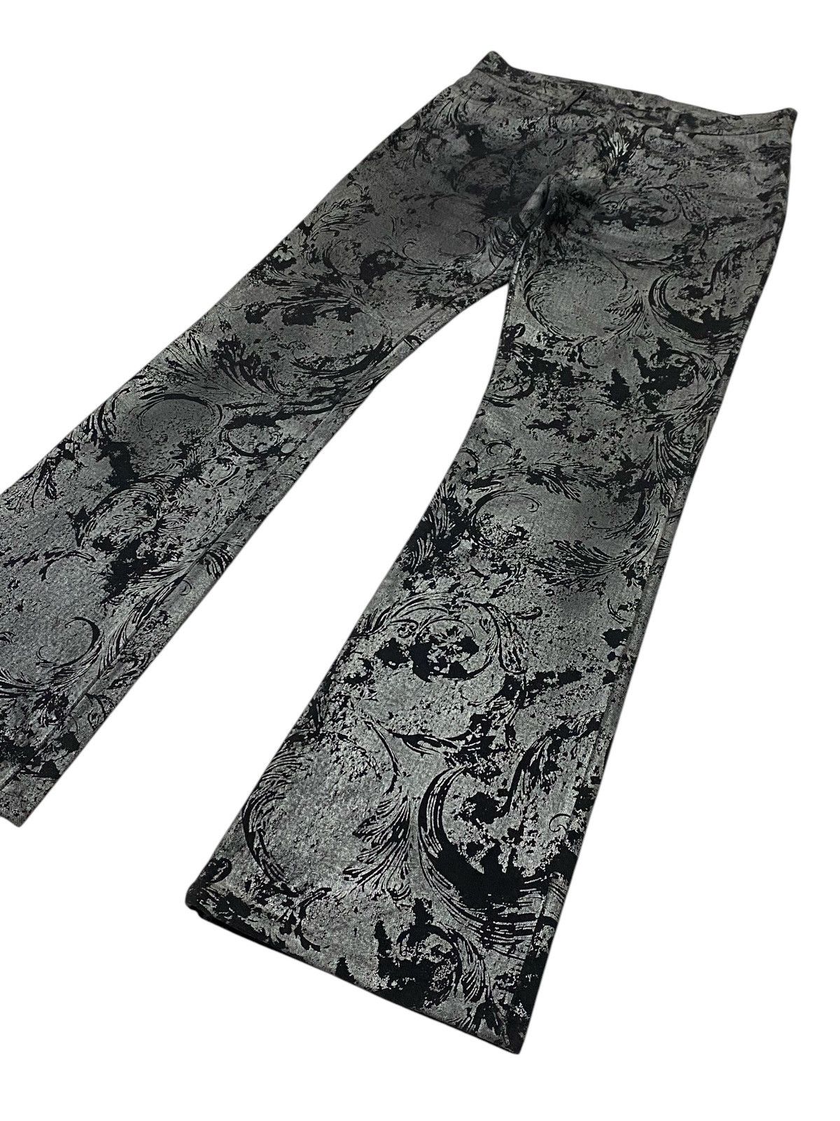 Yoshiyuki Konishi 💃Yoshiyuki Konishi Wax Floral Pattern Flared Denim Pants Size US 30 / EU 46 - 21 Thumbnail