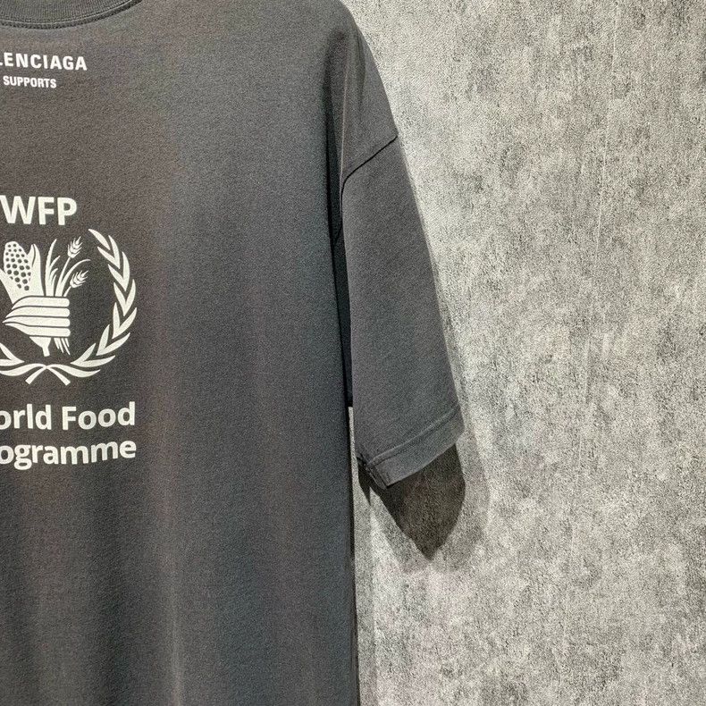 Balenciaga Balenciaga Wheat ear short sleeve 2503-Nextarrow Size US M / EU 48-50 / 2 - 8 Thumbnail