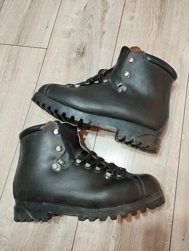 Bally Bally Minerva vintage retro mountain boots size 9 Size US 10 / EU 43 - 6 Thumbnail