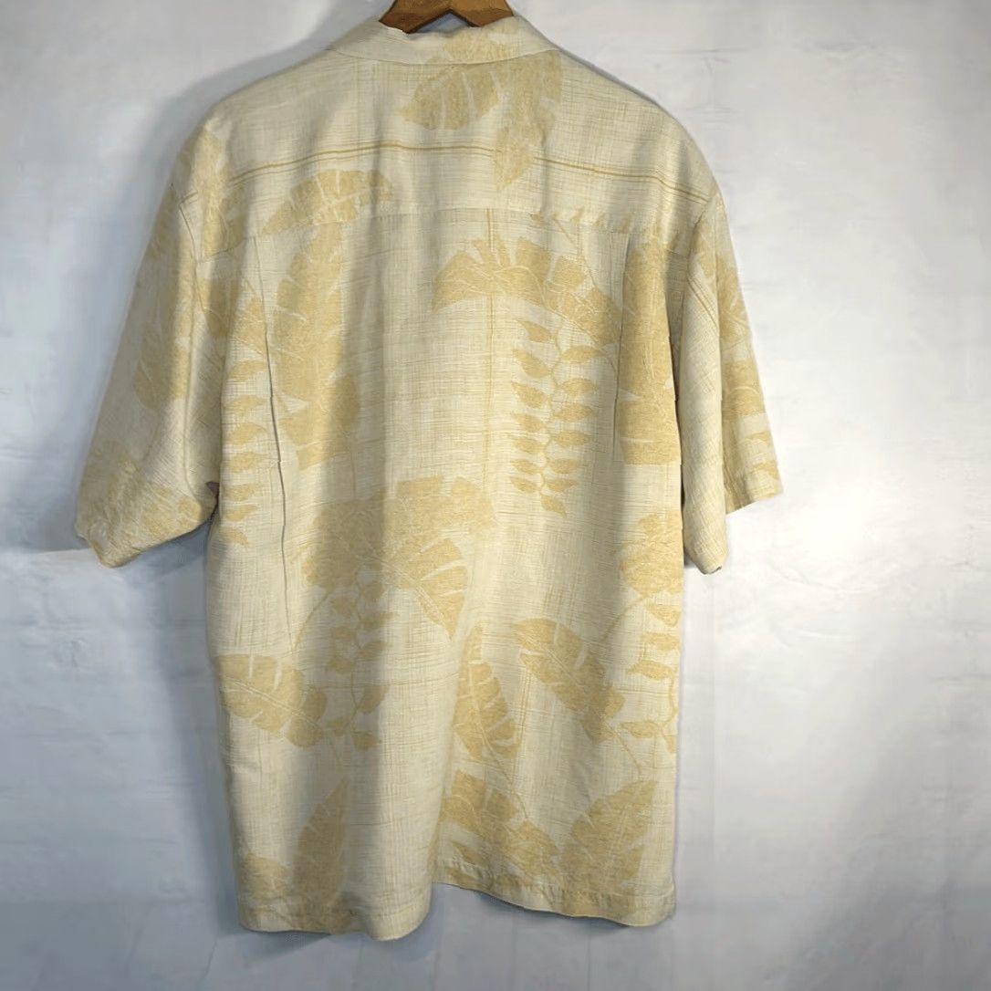 Tommy Bahama Tommy Bahama Shirt Mens Silk Short Sleeve Button Up L Cream Creator? (Note: Cannot add new info) Size US L / EU 52-54 / 3 - 5 Thumbnail