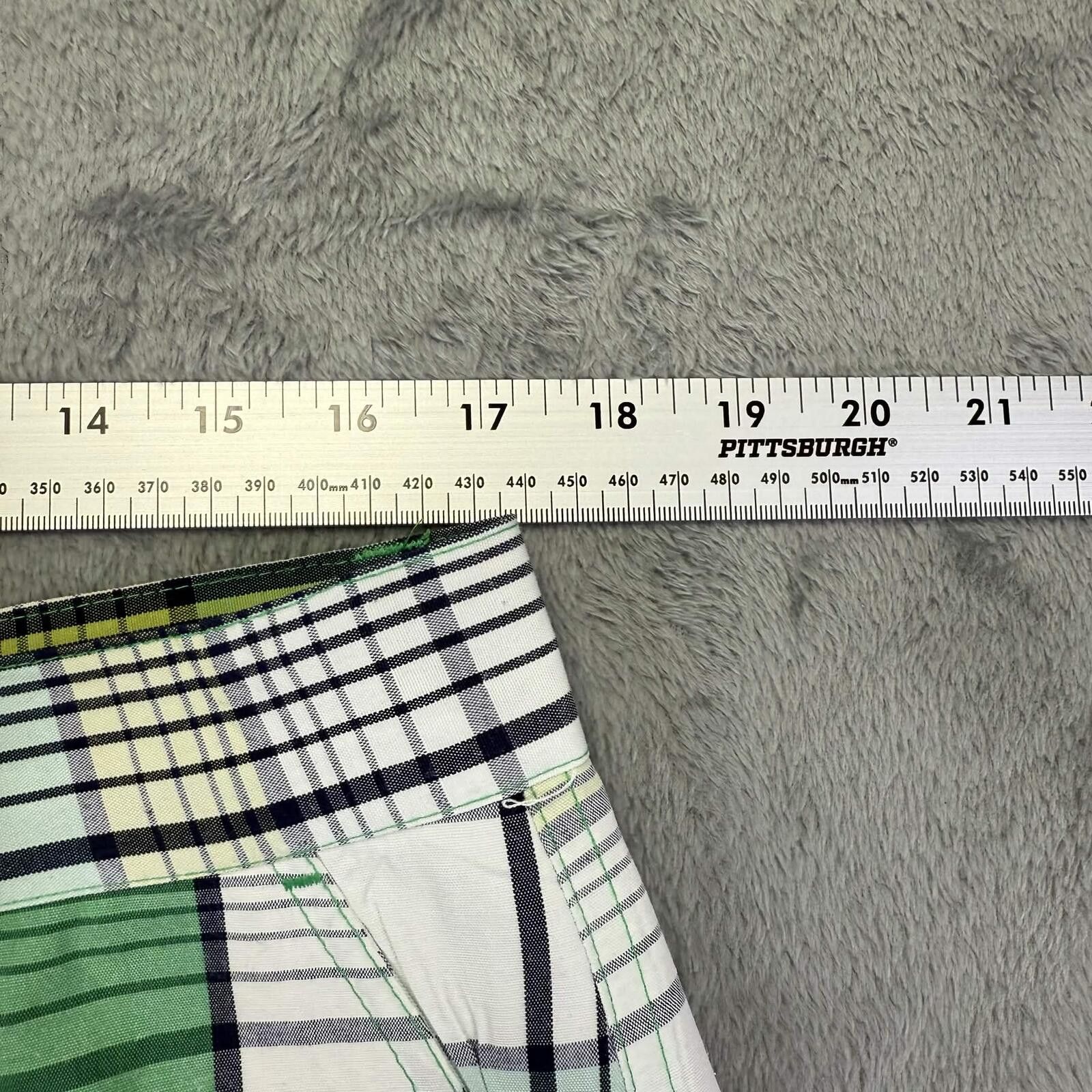 Other Raw Blue Men's Green & White Plaid Cargo Shorts Size US 38 / EU 54 - 4 Thumbnail