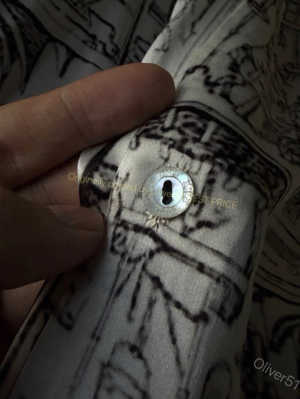 Geoffrey B. Small Geoffrey B. Small GBS comic silk shirt YYYY17/2610 Size US S / EU 44-46 / 1 - 6 Thumbnail