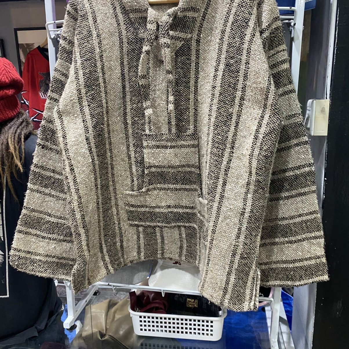 Vintage Vintage Baja Hoodie Drug Rug Blanket Hoodie Surf 80s 90s Size US L / EU 52-54 / 3 - 4 Thumbnail