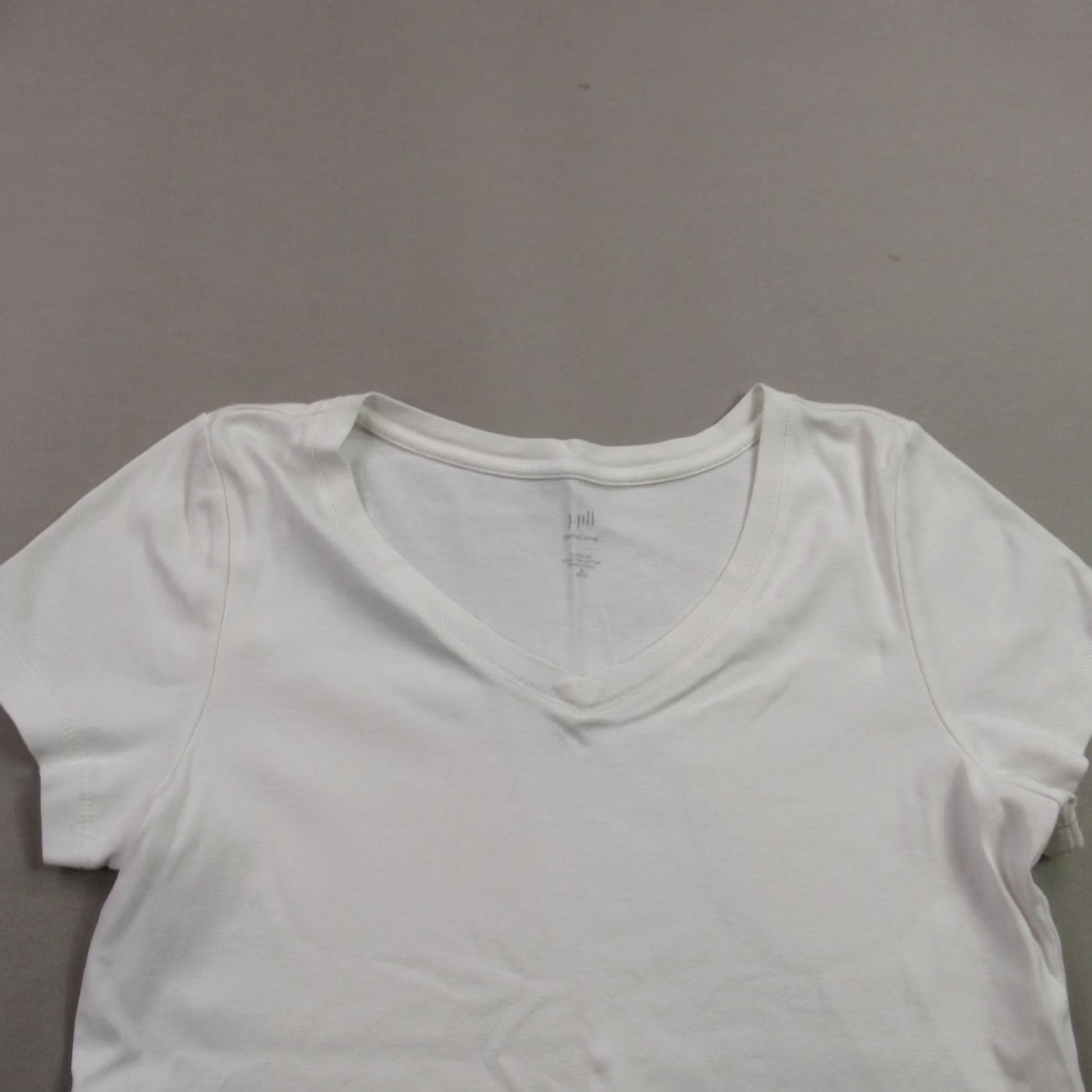 J. Jill J Jill Shirt Womens Medium Petite Short Sleeve Pullover Lightweight V Neck White - T-Shirt - 100% Cotton - Regular Fit Size M / US 6-8 / IT 42-44 - 3 Thumbnail