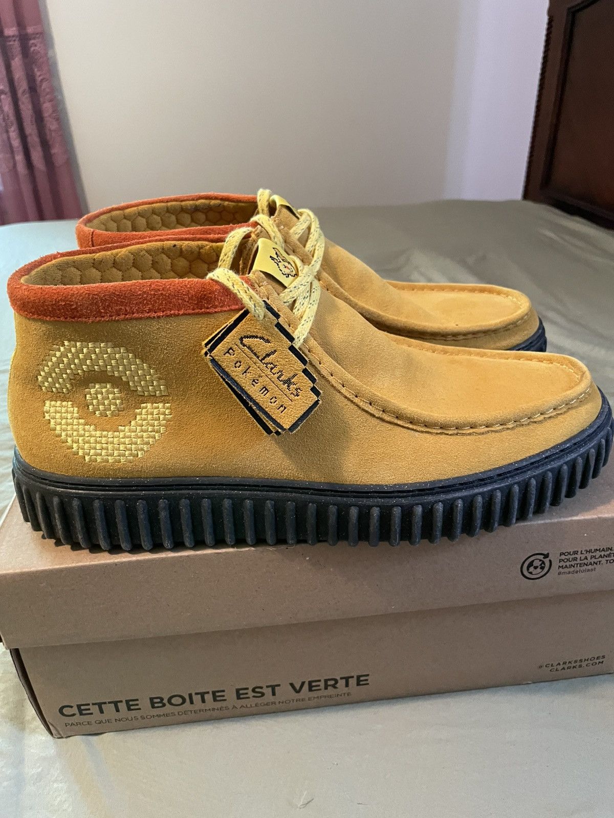 Clarks × Pokemon Clark’s x Pokemon Torhill Size US 11.5 / EU 44-45 - 1 Thumbnail