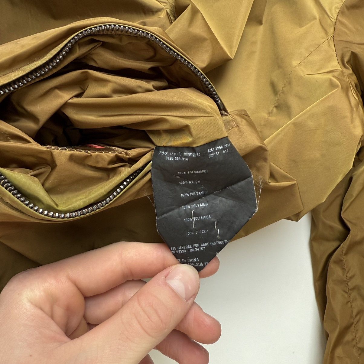 Prada Vintage prada red tab reversible gorpcore nylon jacket Size US L / EU 52-54 / 3 - 7 Thumbnail