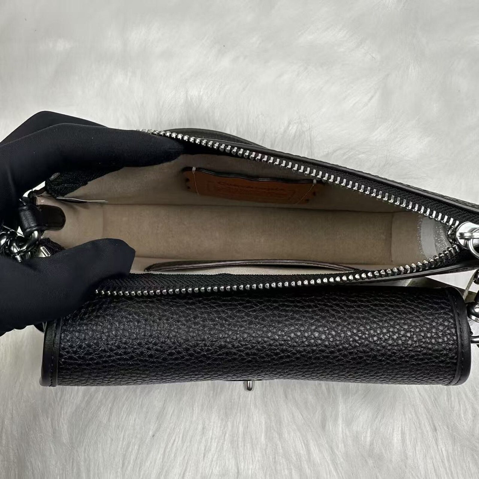 Coach Coach Wavy Double Pouch shoulder Coachtopia Black Rainbow Size ONE SIZE - 10 Thumbnail