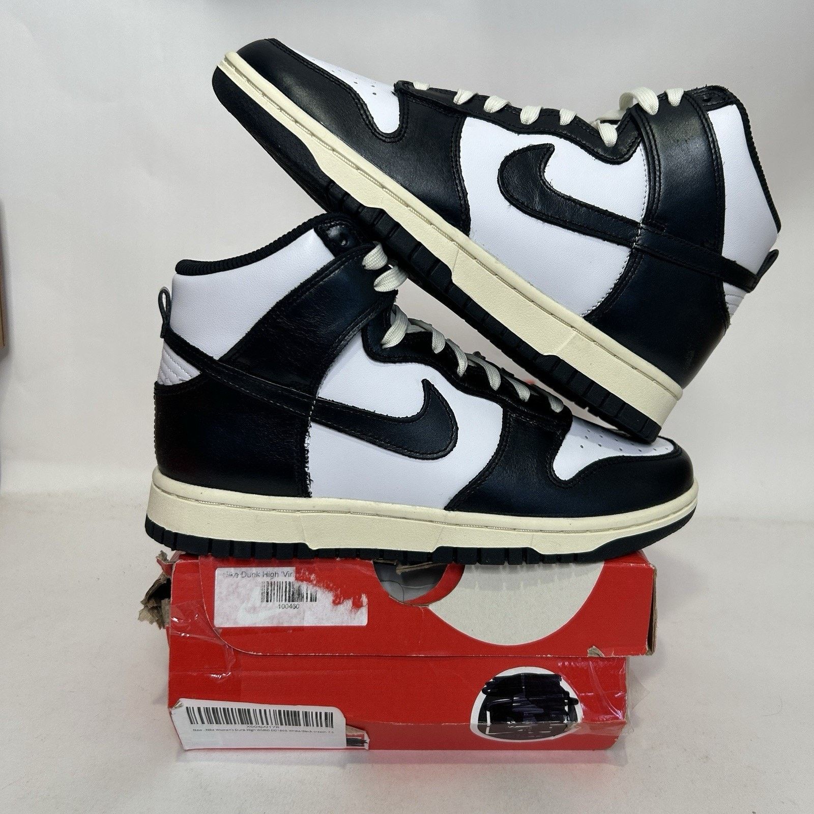 Nike Nike Dunk High PRM WMNS “Vintage Panda” DQ8581-100 Size US 7.5 / IT 37.5 - 1 Thumbnail