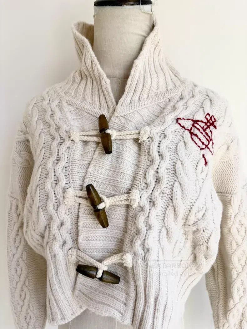 Vivienne Westwood Vivienne Westwood size 00 Large Saturn Embroidered White Li Size XXS / US 00 / IT 34 - 2 Thumbnail