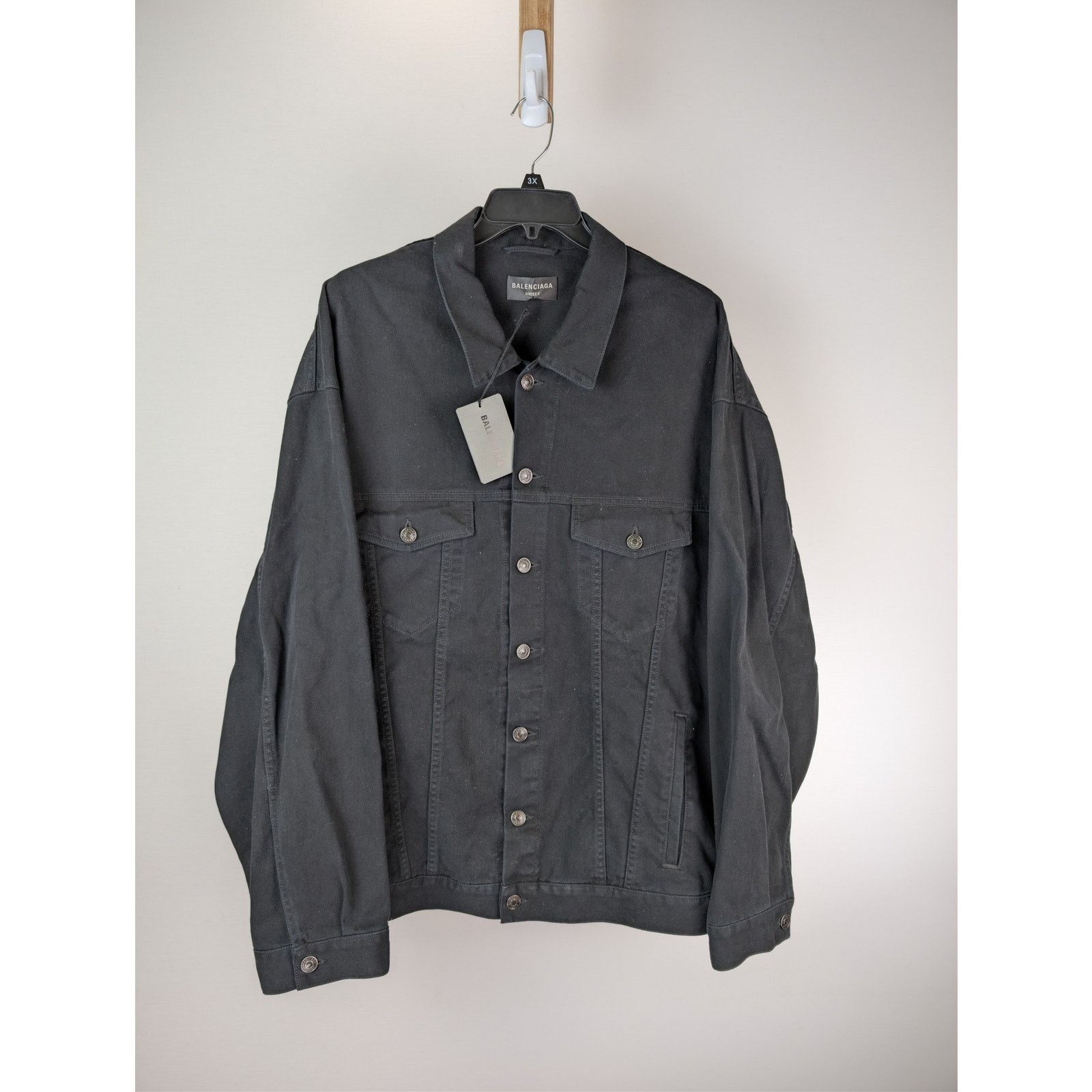 Balenciaga o1rshd1 Soft Black Left Hand Denim Jacket in Black Size US L / EU 52-54 / 3 - 9 Thumbnail