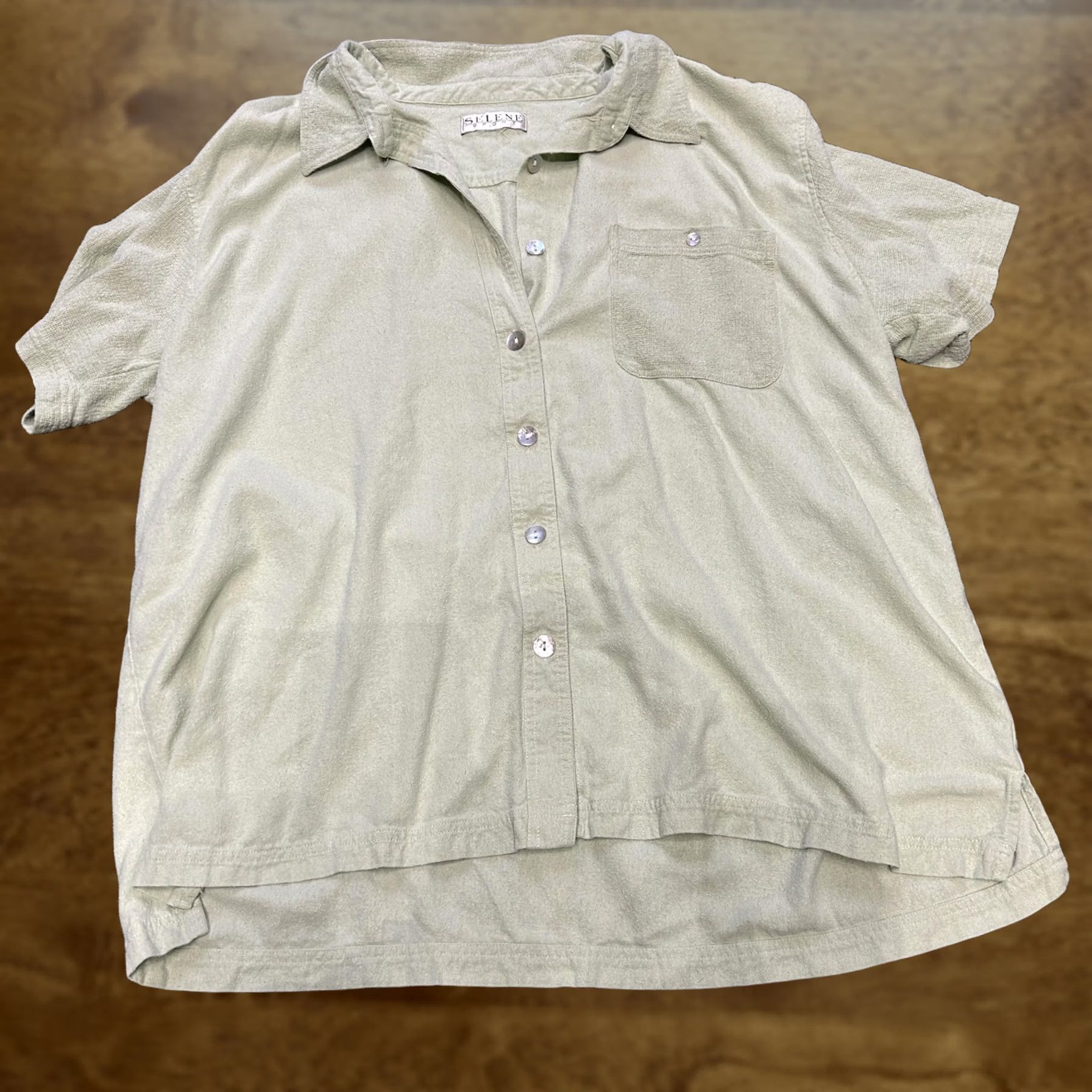 Vintage VINTAGE Selene Sport Shirt Womens XL Green Textured Short Sleeve Button Front Top Size XL / US 12-14 / IT 48-50 - 1 Thumbnail