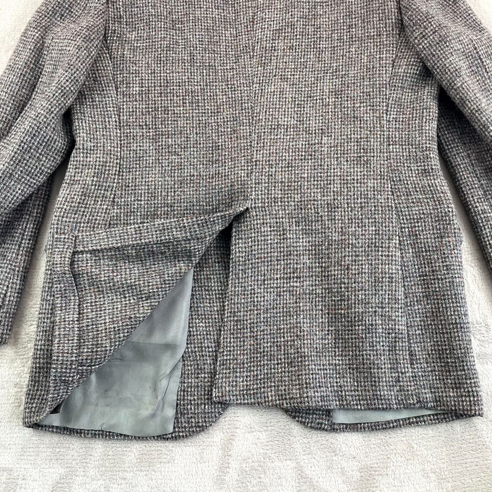Harris Tweed VINTAGE Harris Tweed Blazer Jacket 44R Brown Leather Buttons USA Made Mens Size 44R - 7 Thumbnail
