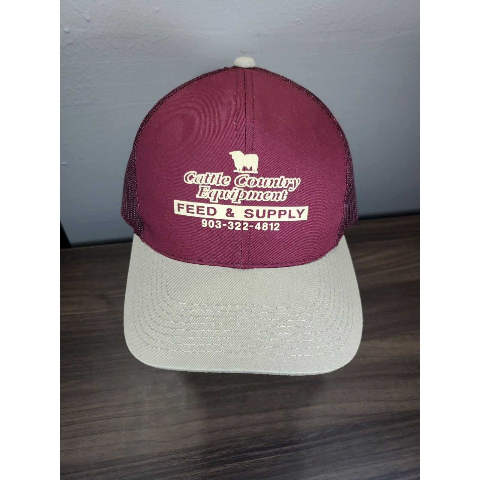 Vintage Cattle Country Equipment Feed & Supply Hat Cap Buffalo Texas Size ONE SIZE - 4 Thumbnail
