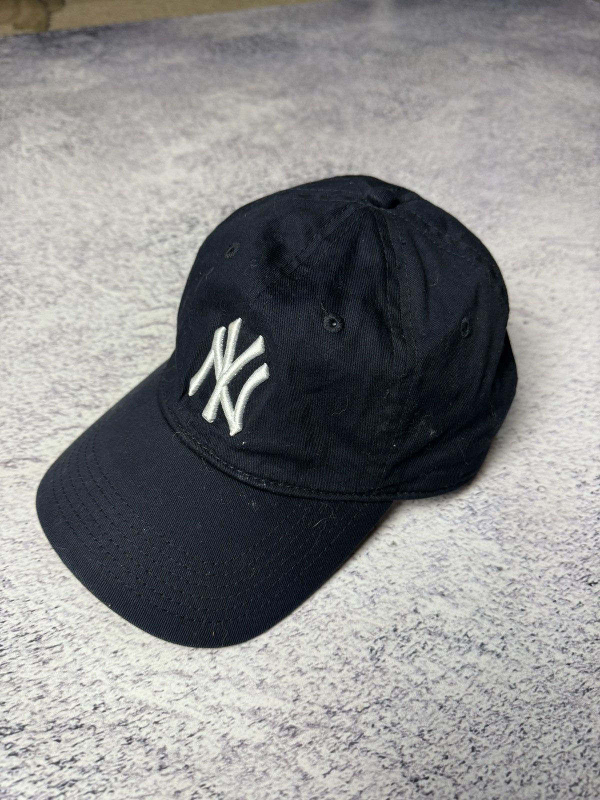 MLB Crazy Vintage Y2K New York Yankees Cap Drill Graffiti Style Size ONE SIZE - 3 Thumbnail