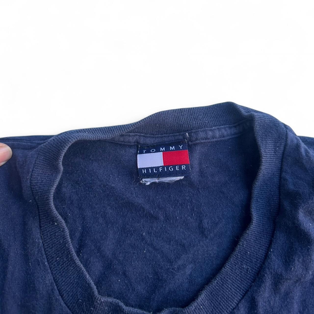 Tommy Hilfiger Vintage 90s Tommy Hilfiger embroidered tee shirt Size US L / EU 52-54 / 3 - 2 Thumbnail