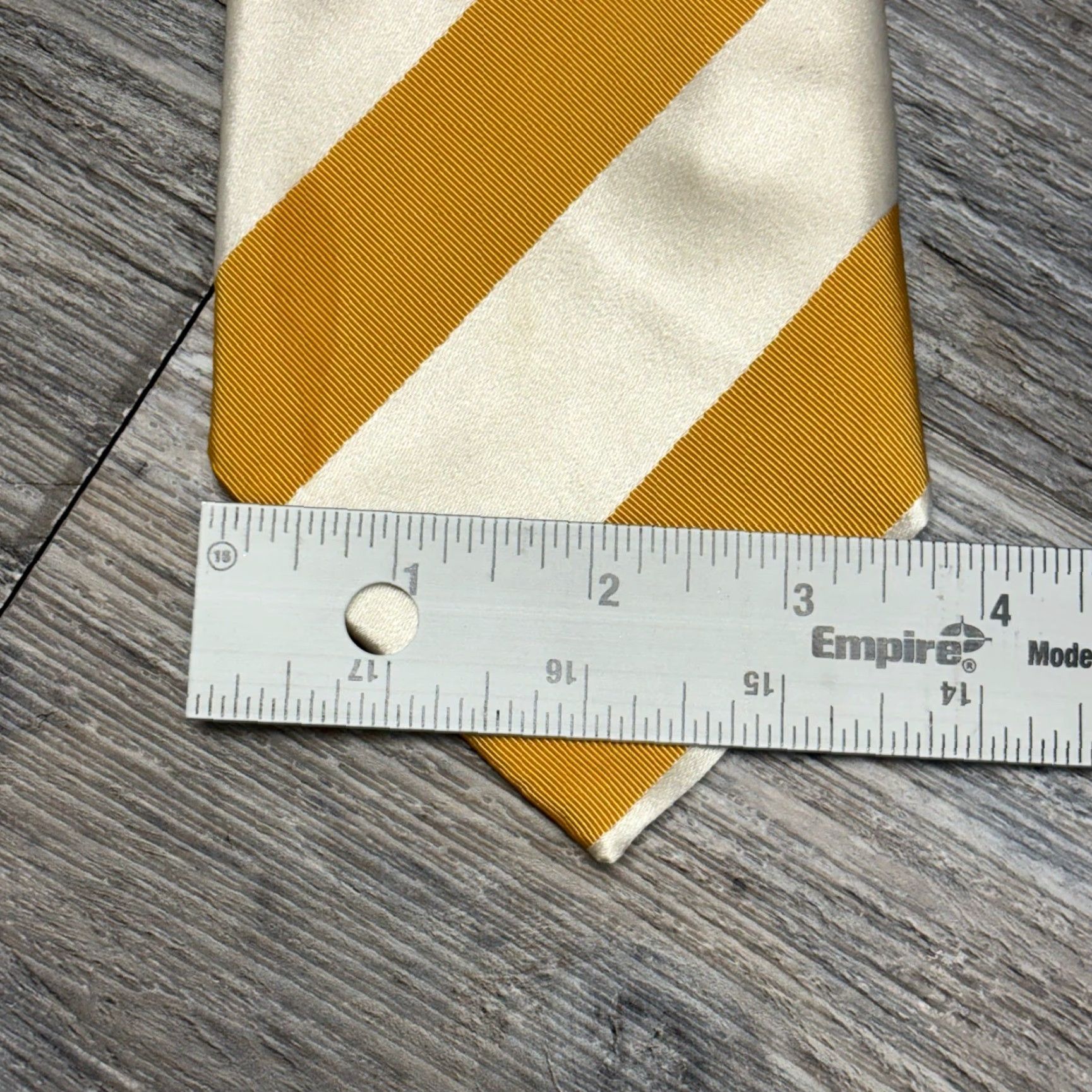 Charles Tyrwhitt Charles Tyrwhitt White Yellow Striped Mens 59" Silk Blend Business Neck Tie Size ONE SIZE - 7 Thumbnail
