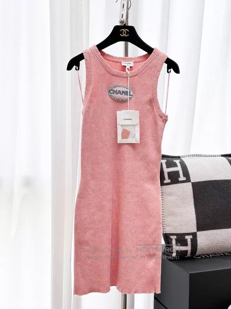 Chanel Chanel Letter logo knitted vest dress Size XXS / US 00 / IT 34 - 1 Thumbnail