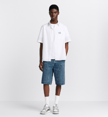 Dior o1w1db10625 Dior Charm Short-Sleeved Shirt in White Size US S / EU 44-46 / 1 - 7 Thumbnail