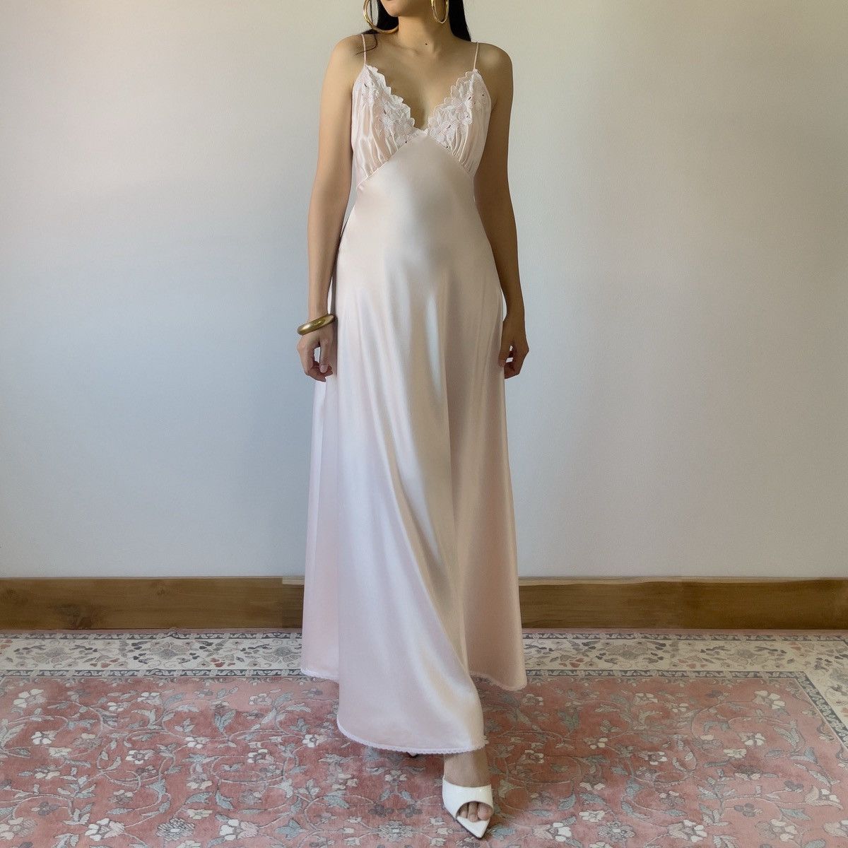 Victoria's Secret Victoria’s Secret 1980s Blush Pink Satin Slip Gown (L) Size L / US 10 / IT 46 - 2 Thumbnail