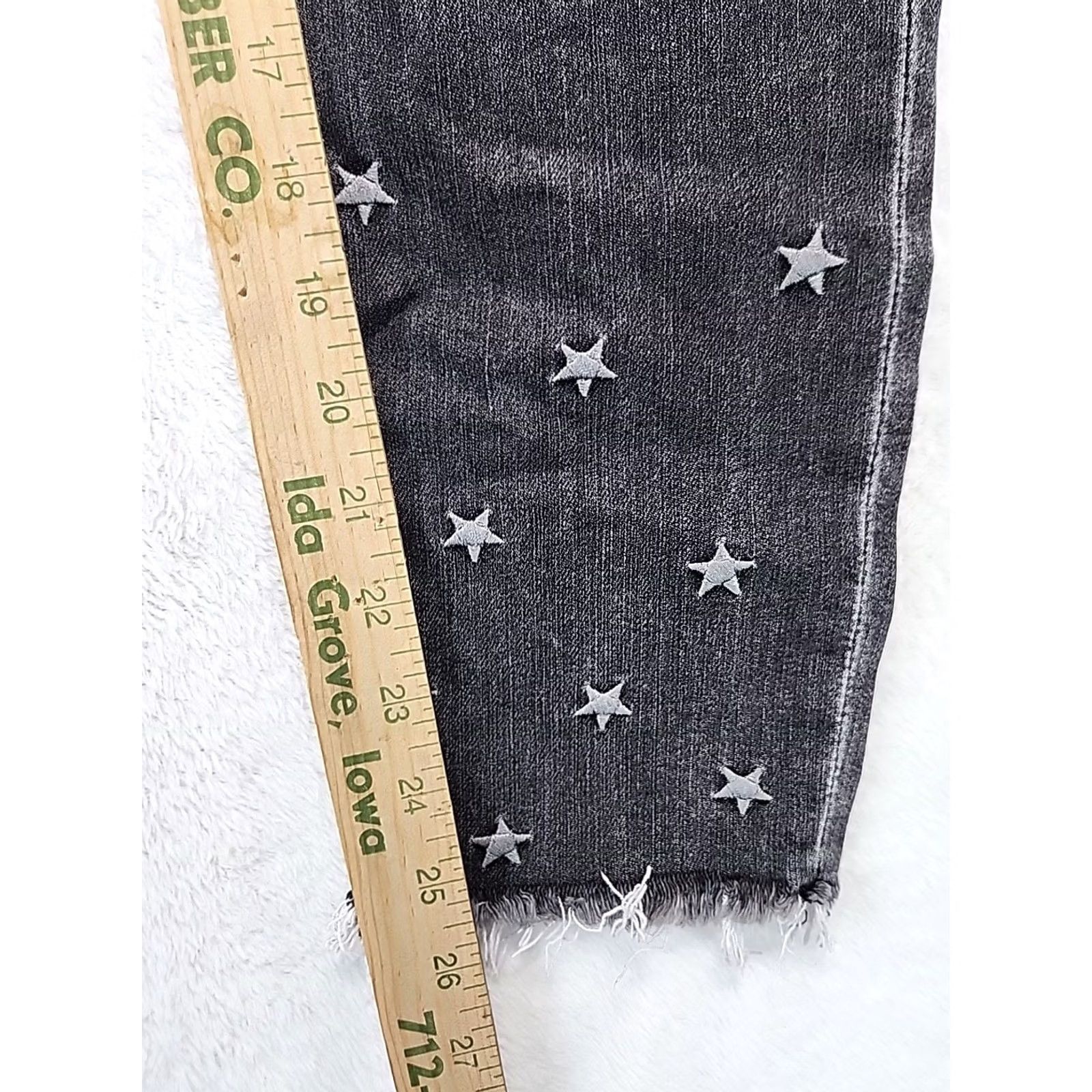 Abercrombie & Fitch VINTAGE Abercrombie & Fitch Black Stars Jeans Mid Rise Super Skinny Ankle Women's 28/6R Size 28" / US 6 / IT 42 - 7 Thumbnail