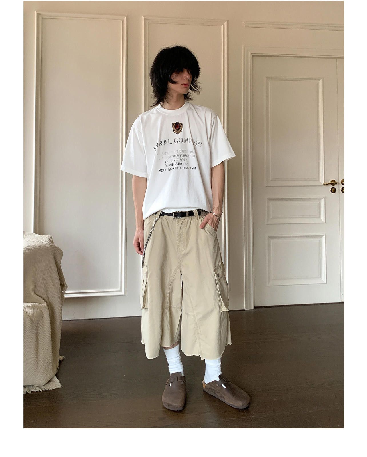 Other Beige Multi-Pocket Cotton Cargo Shorts Size US 30 / EU 46 - 2 Thumbnail