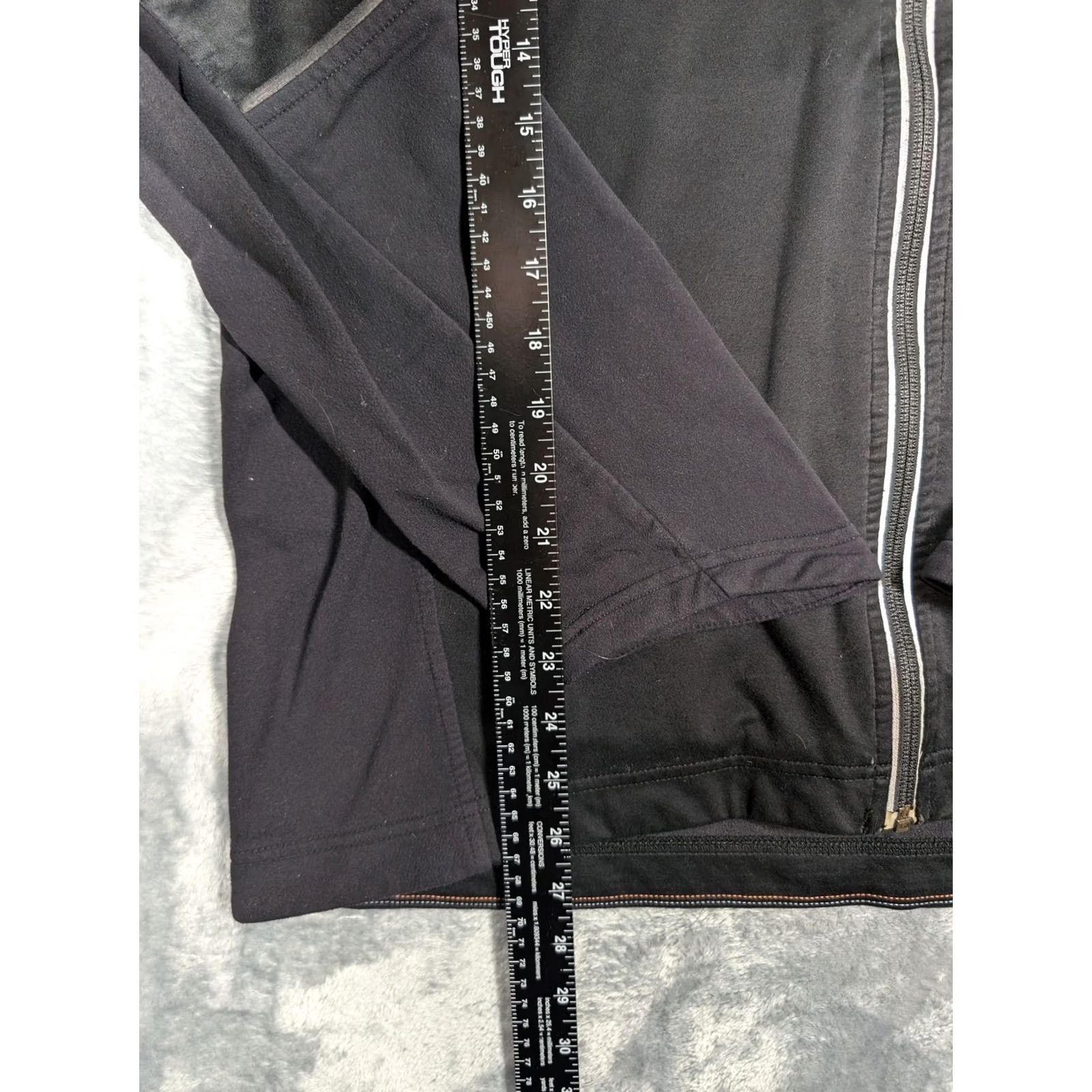 Lululemon Lululemon Jacket Mens Large Black Full Zip Softshell Reflective Trim Running Size US L / EU 52-54 / 3 - 2 Thumbnail