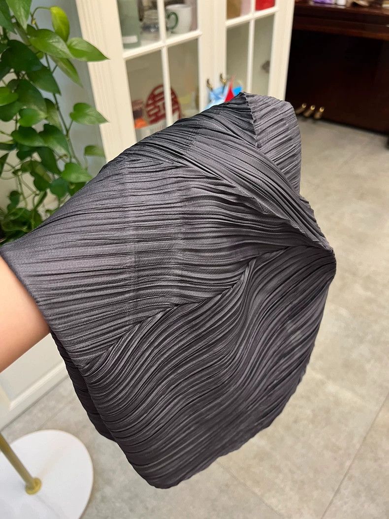 Issey Miyake Issey Miyake size:3 Grey irregular-shaped dress Size 42" / US 20 - 7 Thumbnail