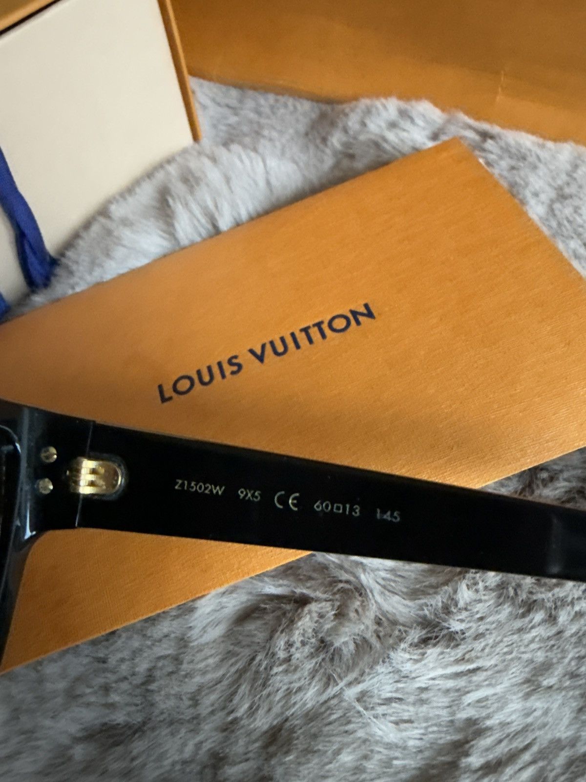 Louis Vuitton × Virgil Abloh Louis Vuitton 1.1 Evidence Size ONE SIZE - 6 Thumbnail