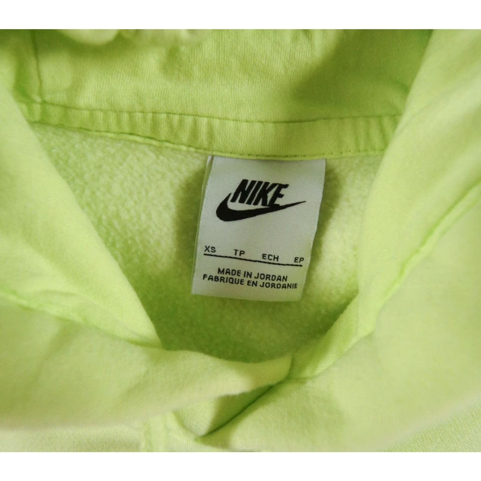 Nike VINTAGE Nike Sweatshirt Mens XS Green Volt Hoodie Pullover Swoosh Adult Sweater XSmall Size US XS / EU 42 / 0 - 6 Thumbnail
