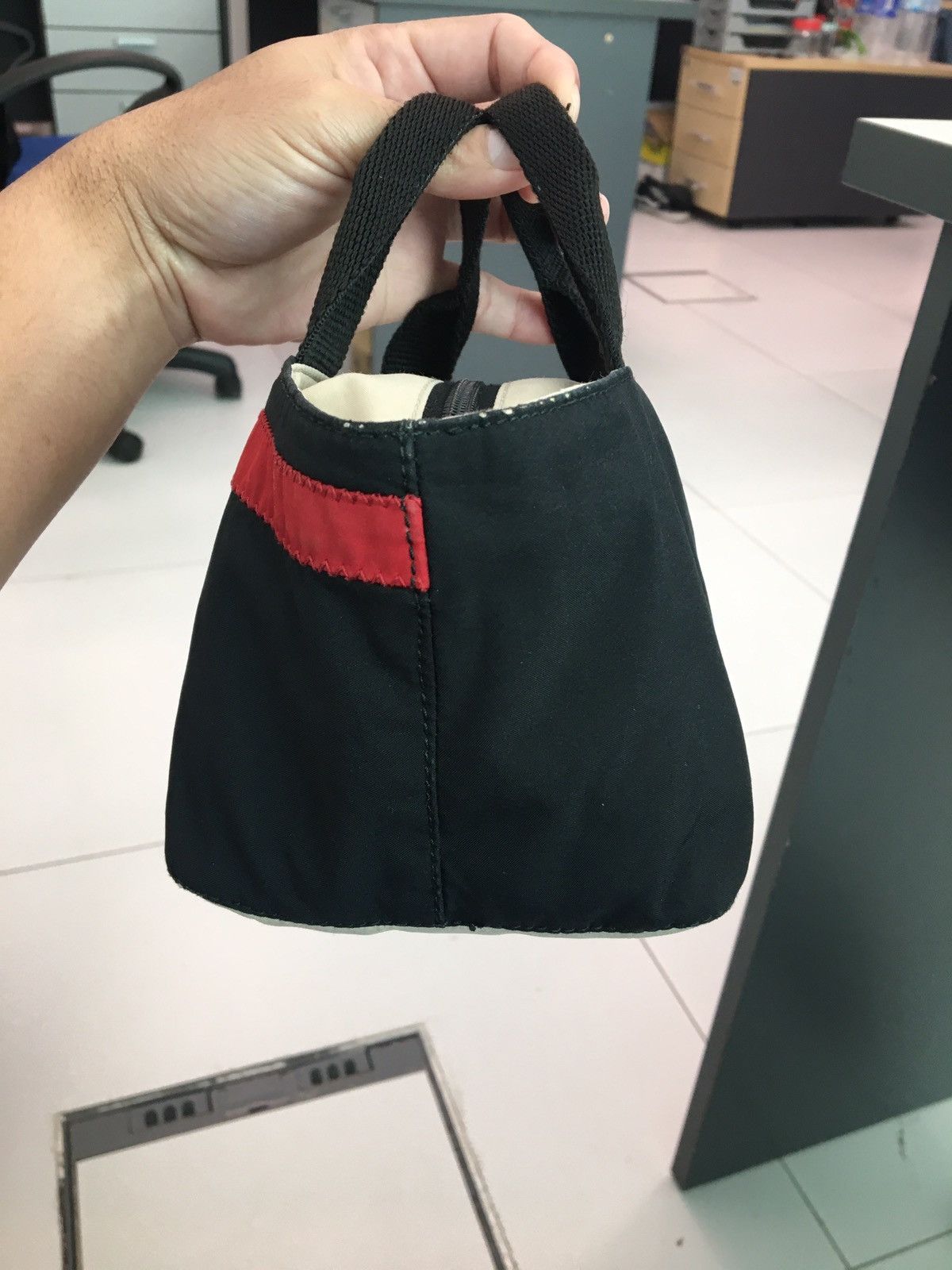 Prada × Vintage Vintage Prada Small Bag Size ONE SIZE - 4 Thumbnail