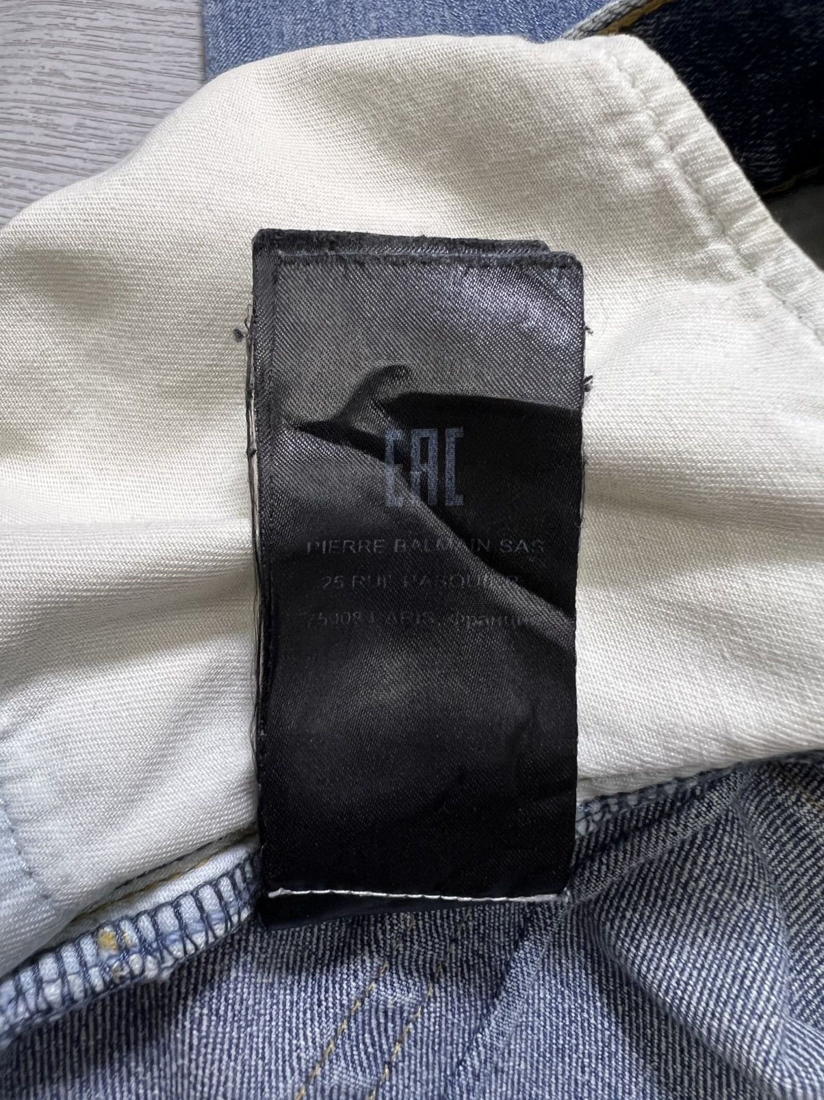 Balmain Balmain - S/S ‘21 - Embossed Logo Skinny Jeans Size US 30 / EU 46 - 20 Thumbnail
