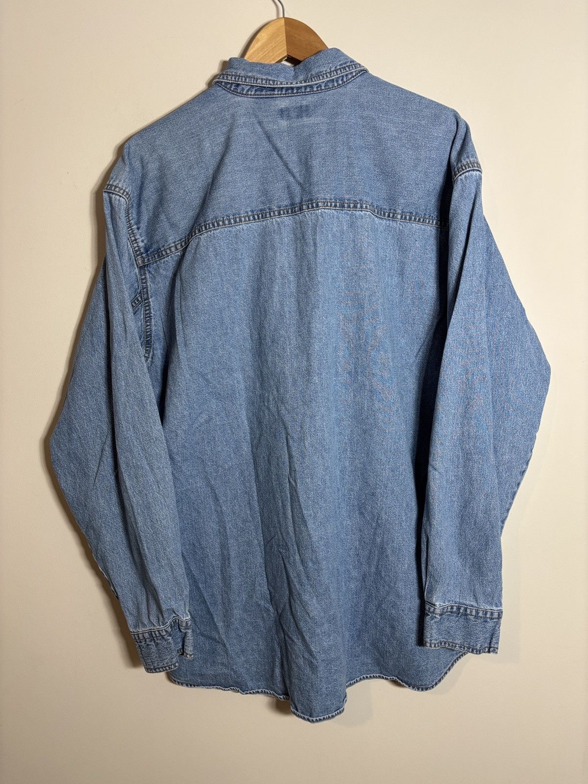 Levi's Vintage Levi’s Red Tab Denim Shirt Button Up Distressed XXL Size US XXL / EU 58 / 5 - 5 Thumbnail