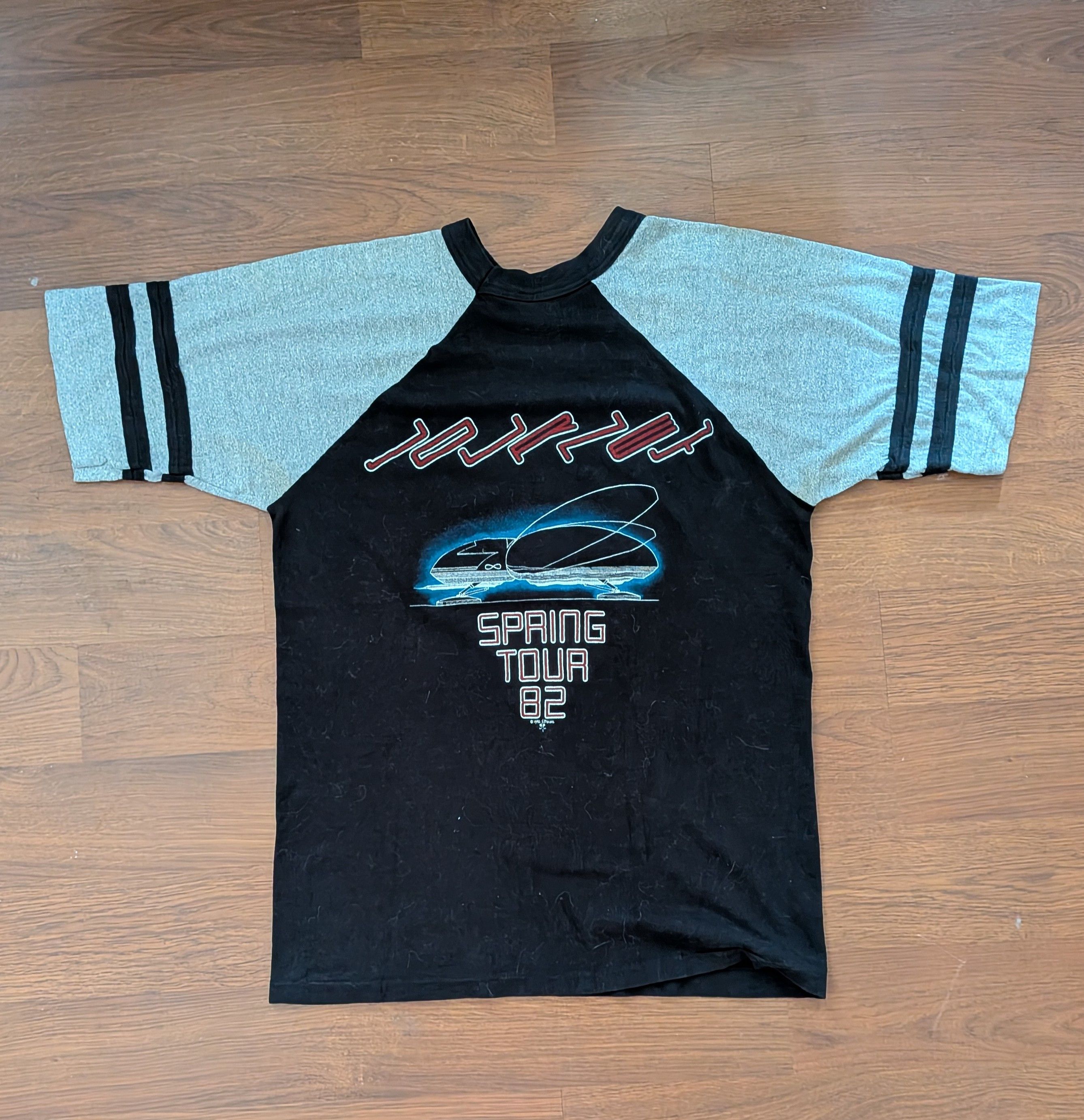 Other Vintage 1982 Journey “Spring Tour” Raglan Tee – S/M Size US M / EU 48-50 / 2 - 4 Thumbnail