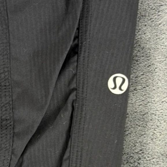 Lululemon Lululemon Beyond the Studio Crop Pants Womens Size 12 Black Pinstripe Joggers Tapered Inseam 26" Drawstring Elastic Waist Pockets Size 34" / US 12 / IT 48 - 3 Thumbnail