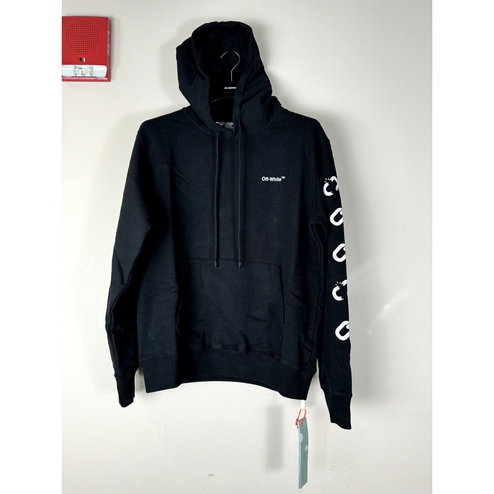 Off-White o1rshd1 Chain Arrow Slim Hoodie in Black White Size US S / EU 44-46 / 1 - 2 Thumbnail