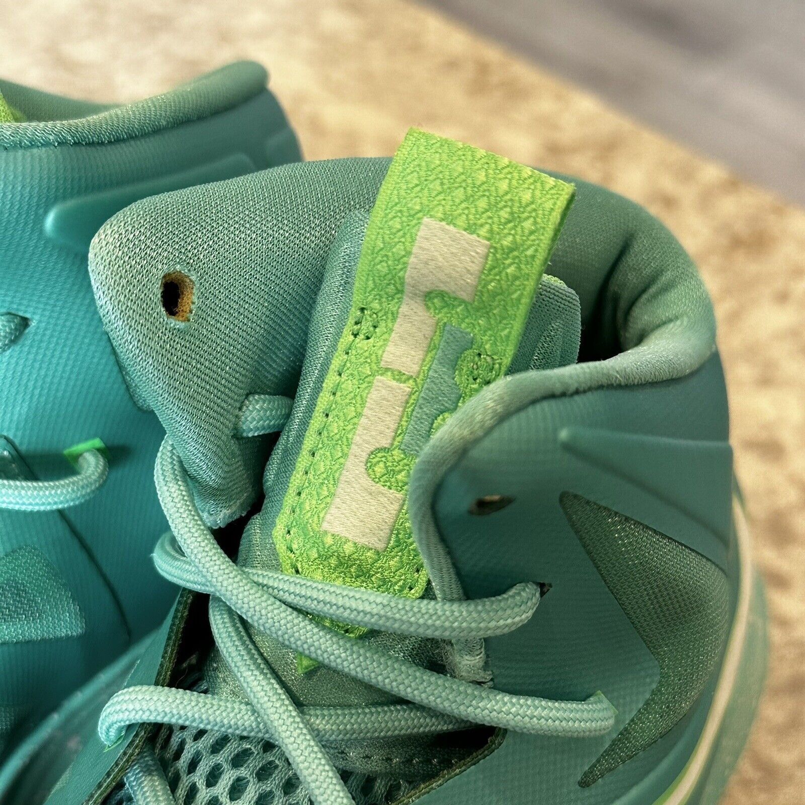 Nike Size 6.5Y Nike Lebron X Easter | Turquoise/Green | CLEAN! | Size US 6.5 / EU 39-40 - 5 Thumbnail