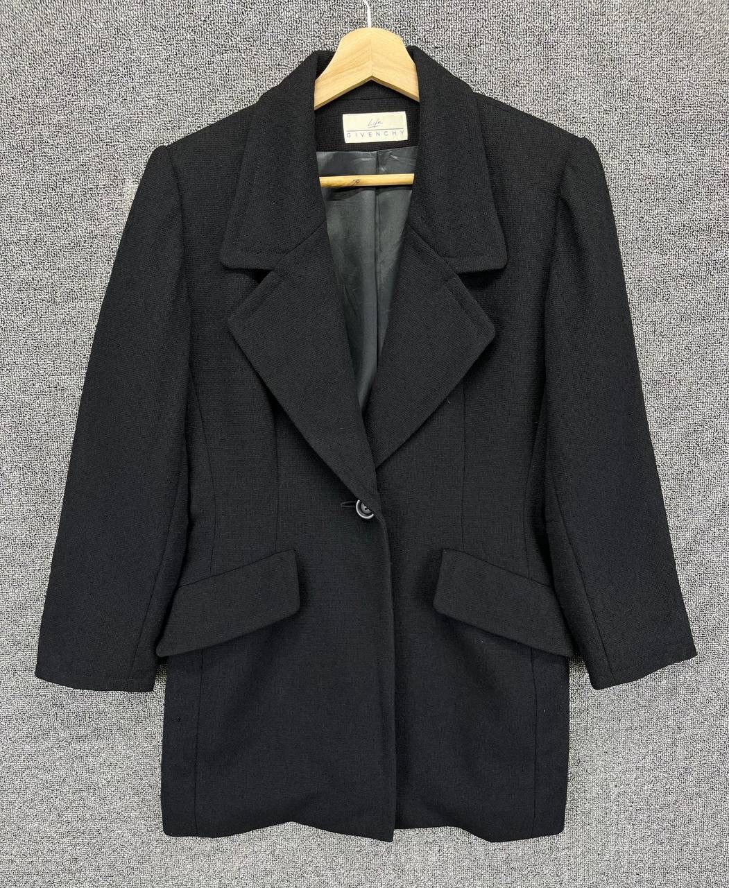 Givenchy Vintage Givenchy Luxury Black Wool Jacket Size M / US 6-8 / IT 42-44 - 1 Thumbnail