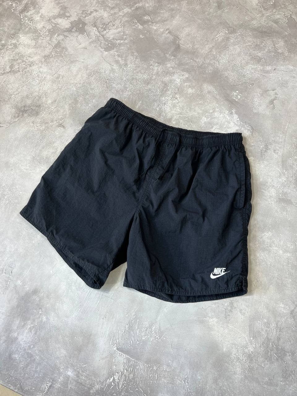 Nike × Vintage Nike 90s Vintage Nylon Shorts Size US 32 / EU 48 - 1 Thumbnail