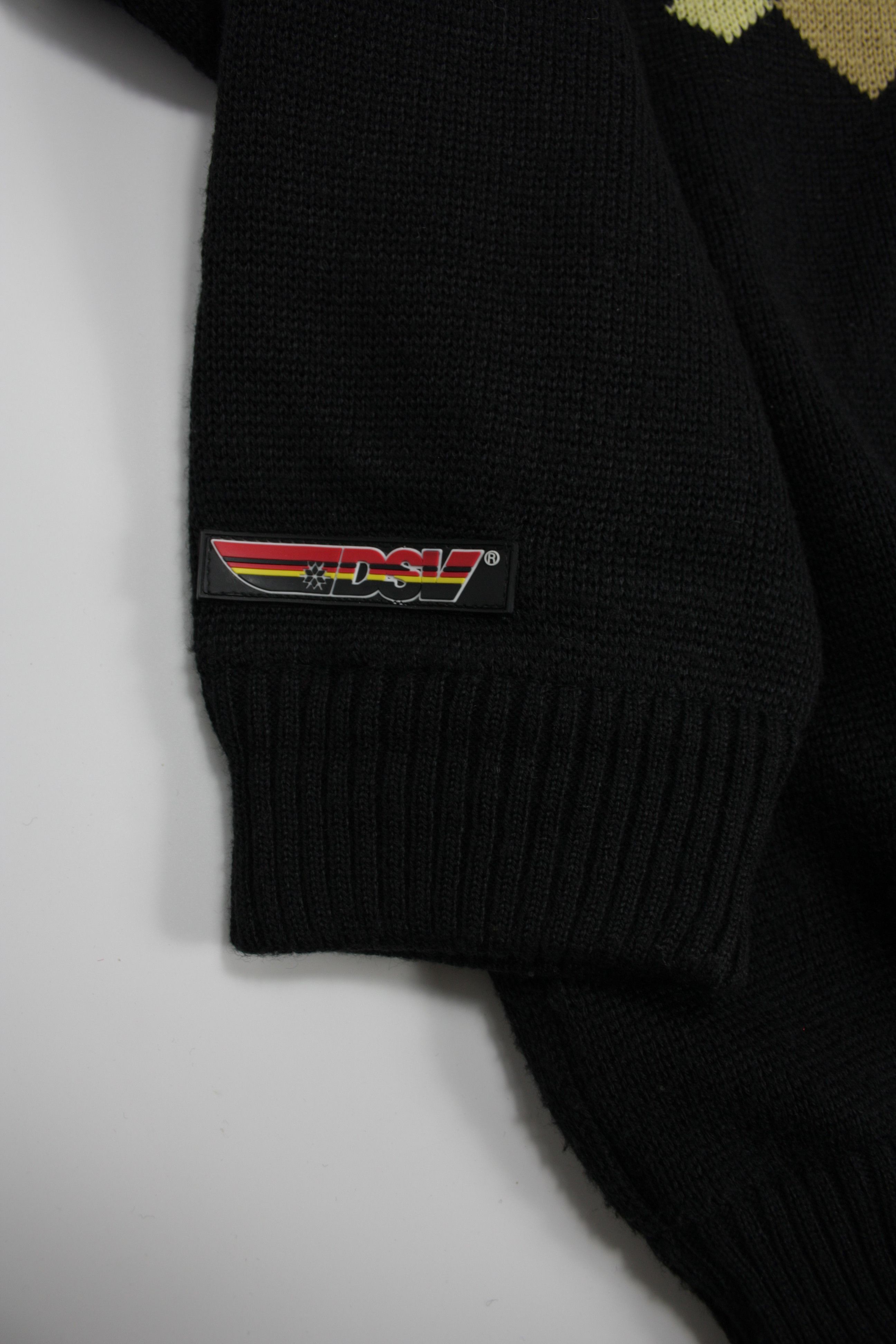 Vintage Warsteiner 90s Olympics Windstopper Ski Winter Sweater Size US M / EU 48-50 / 2 - 5 Thumbnail