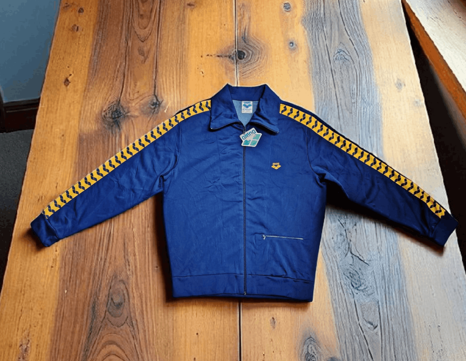 Japanese Brand vintage arena track top jacket Size US L / EU 52-54 / 3 - 2 Thumbnail