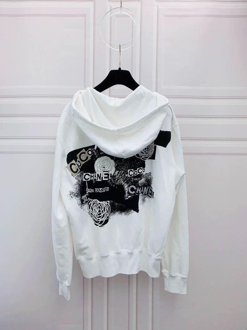 Chanel Chanel White hooded sweatshirt cardigan jacket Size S / US 4 / IT 40 - 2 Thumbnail