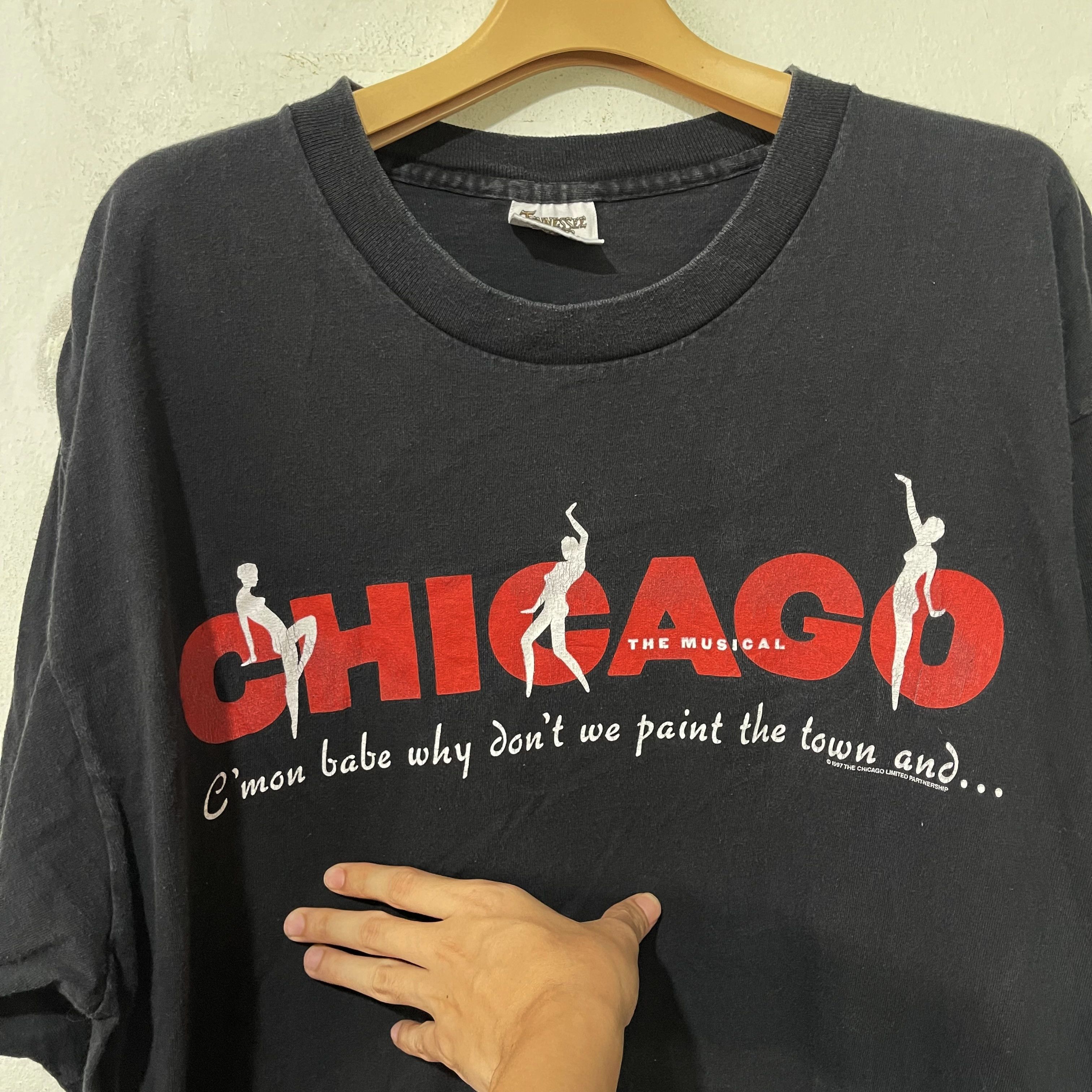 Vintage Vintage 90s Chicago The Musical T-Shirt Size US XL / EU 56 / 4 - 2 Thumbnail