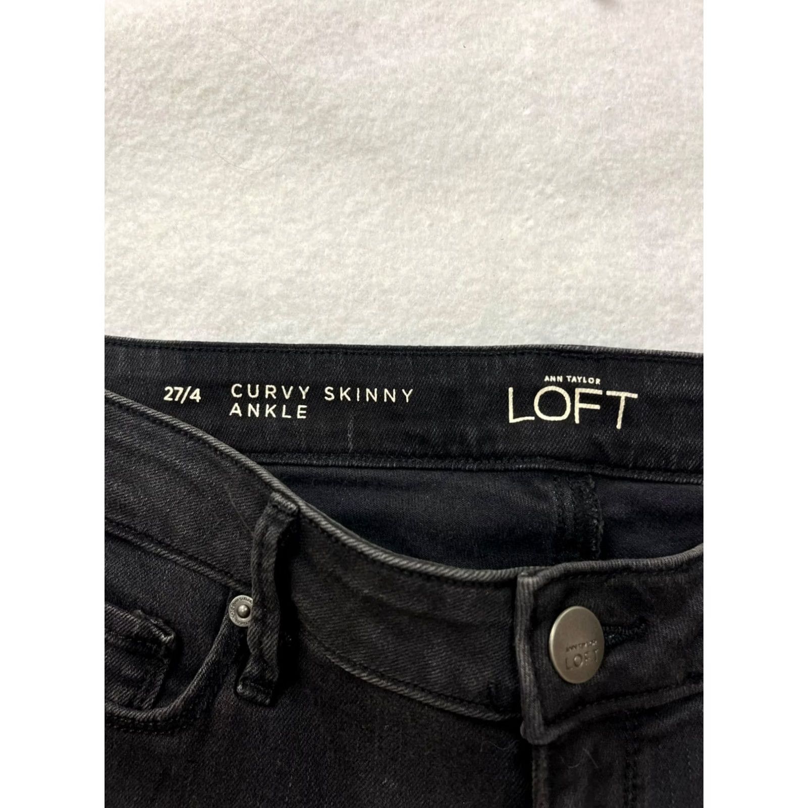 Ann Taylor Ann Taylor Loft Jeans Womens 27/4 Black Denim Curvy Skinny Ankle NWT Denim NWT Womens 27 Curvy Skinny Ankle Jeans Black Denim Size 27" / US 4 / IT 40 - 6 Thumbnail