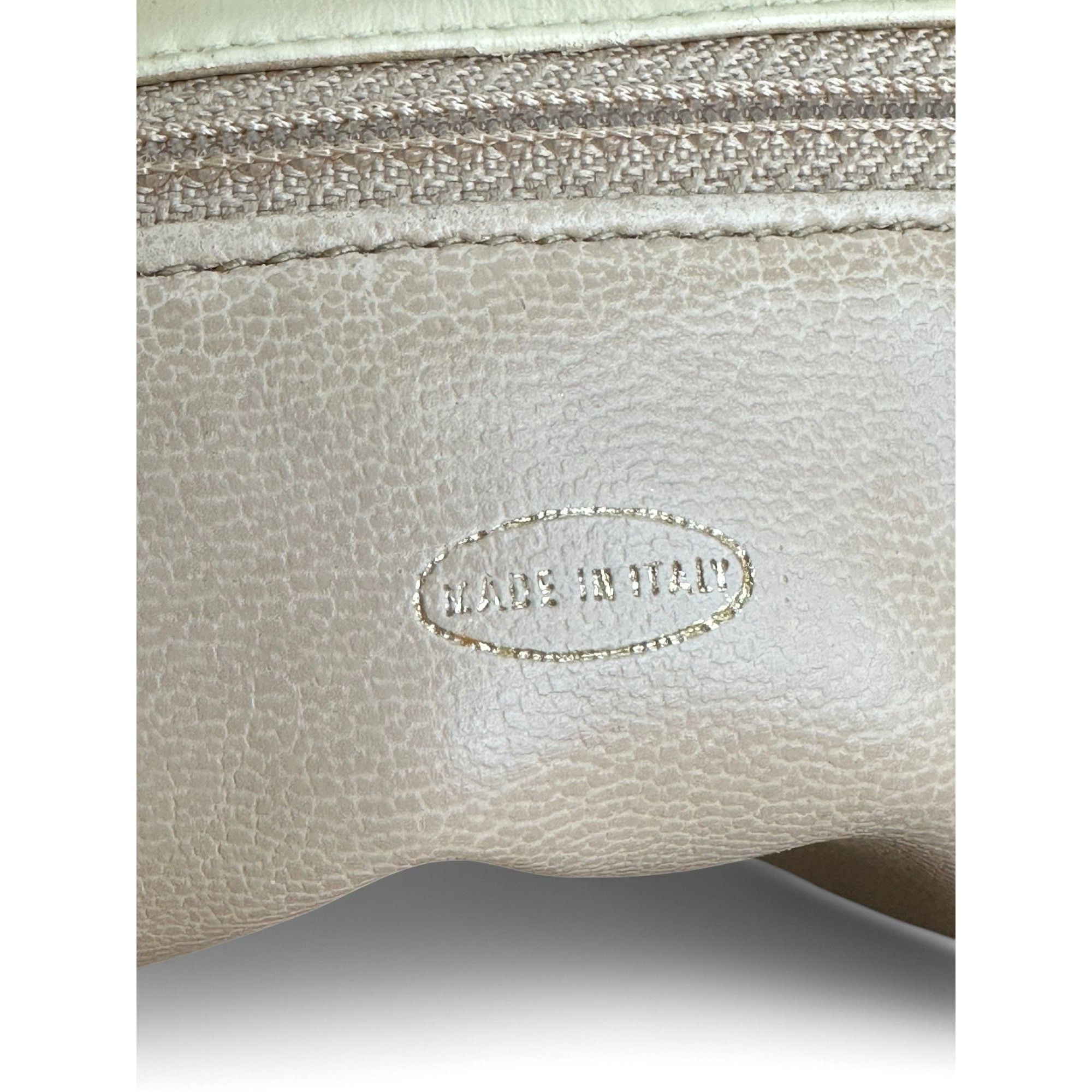 Chanel Chanel Beige Quilted Lambskin Size ONE SIZE - 10 Thumbnail