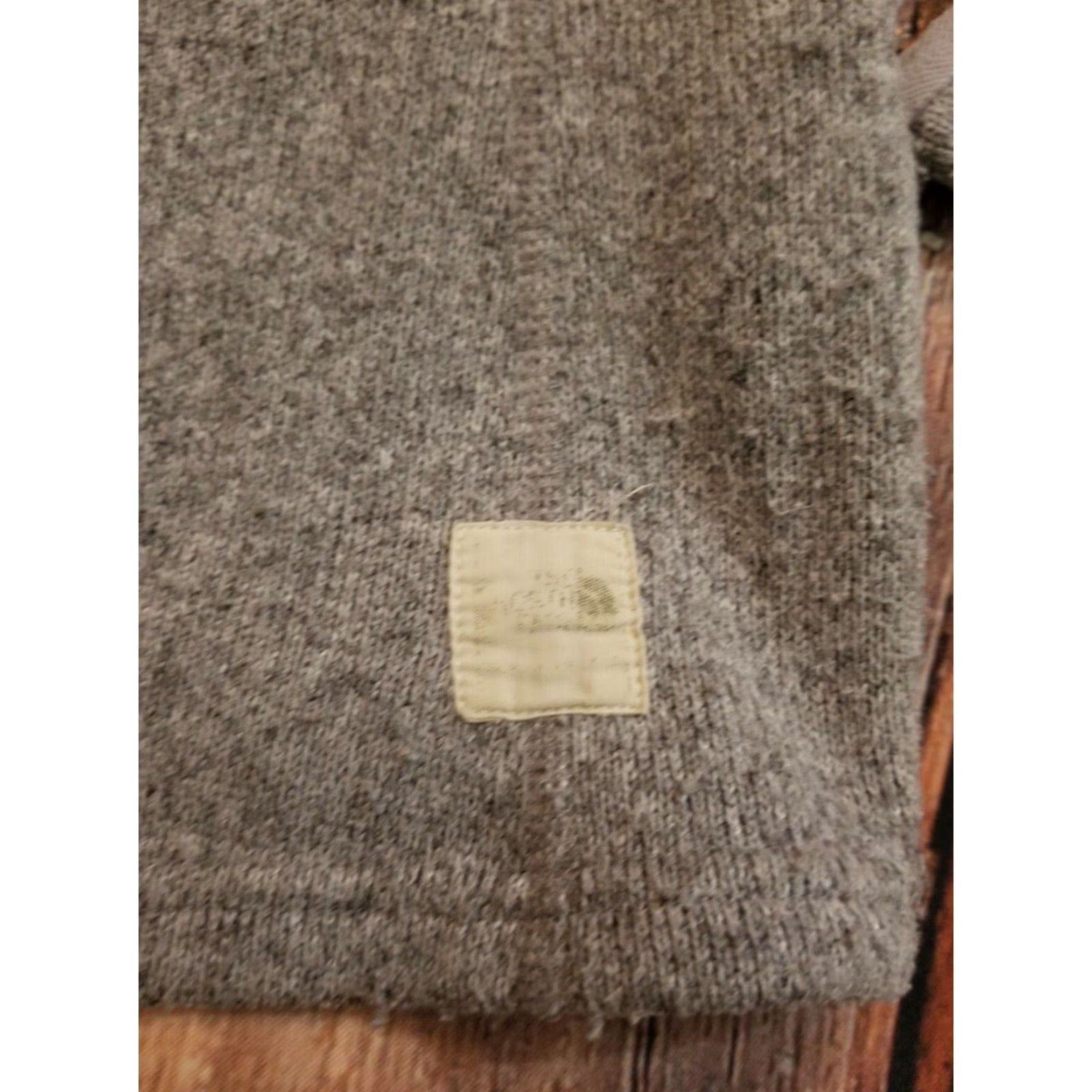The North Face The North Face Shawl Cowl Neck Toggle Pullover Sweater Womens M Gray Size M / US 6-8 / IT 42-44 - 3 Thumbnail