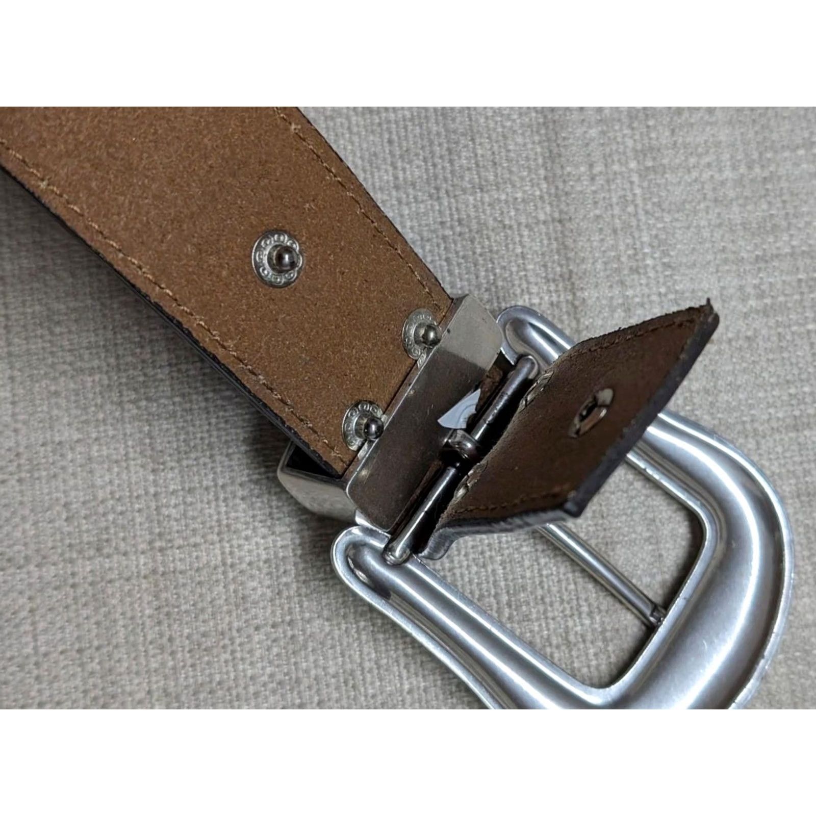 Vintage VINTAGE Nocona belt western buckle belt 38 brown leather embroidered rhinestone crocodile pattern Unisex Adults Belt Men Women Size 38 - 7 Thumbnail