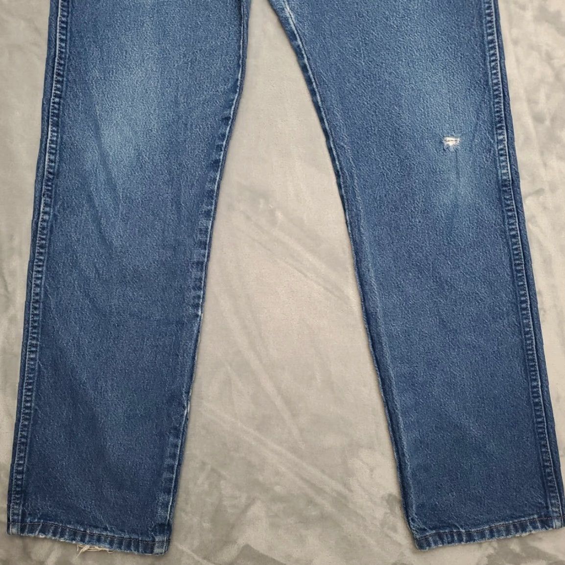 Wrangler VINTAGE Wrangler 13MWZ Jeans Men 33x32 Blue Faded Denim Cowboy Western Rodeo Ranch Pants Size US 33 - 2 Thumbnail