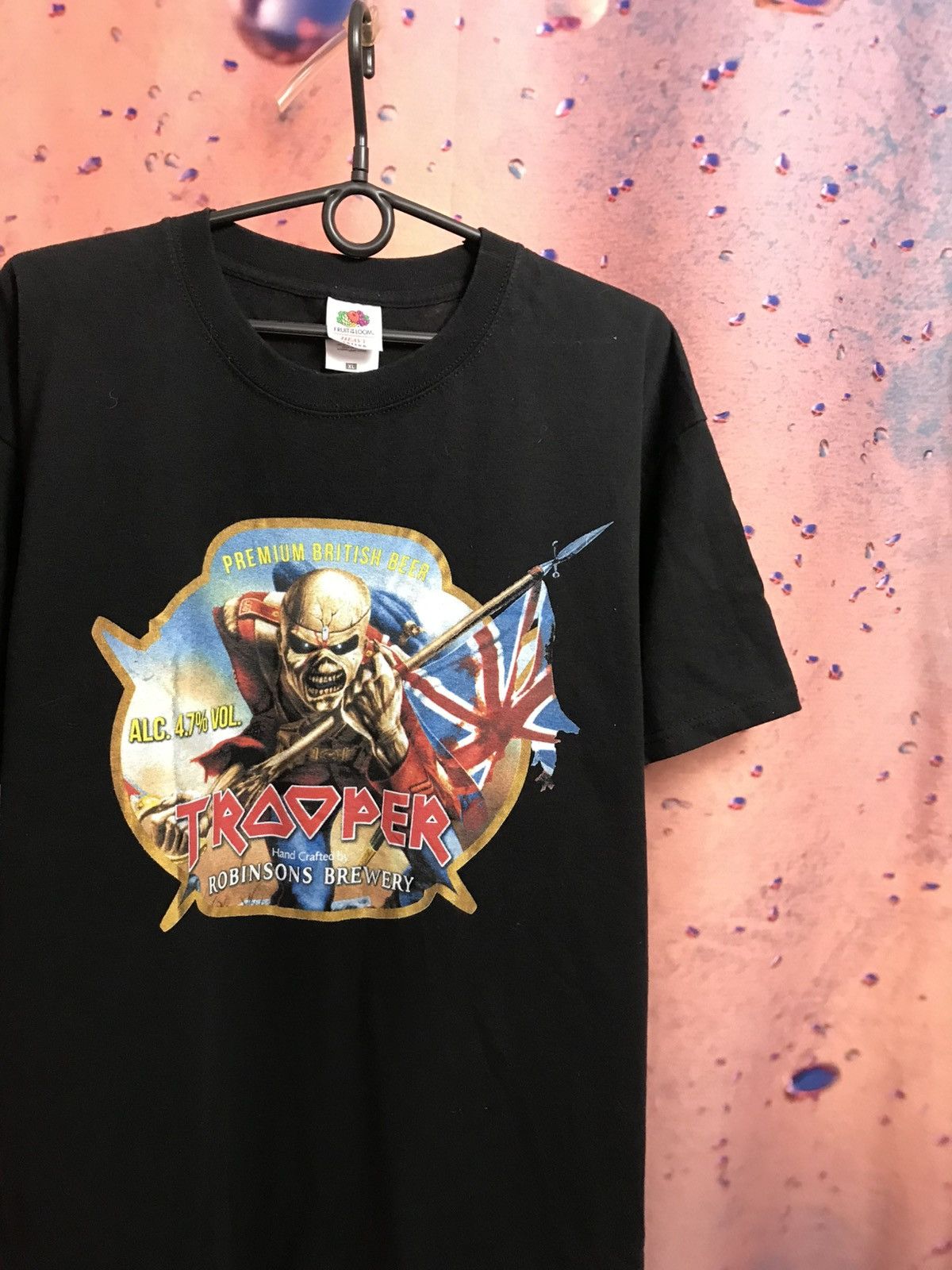 Iron Maiden Iron Maiden Trooper beer band tee Size US XL / EU 56 / 4 - 1 Thumbnail