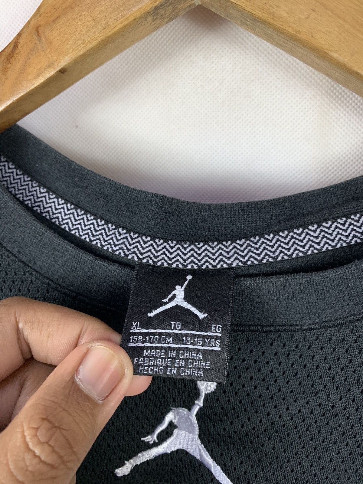 Other Steals! Air Jordan Basketball Mesh Tee Jumping Man Size US S / EU 44-46 / 1 - 10 Thumbnail